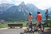 lassen sie es sportlich angehen, z.B. mit einem Ausflug per Mountainbike auf eine Alm (Foto: Marikka-Laila Maisel)